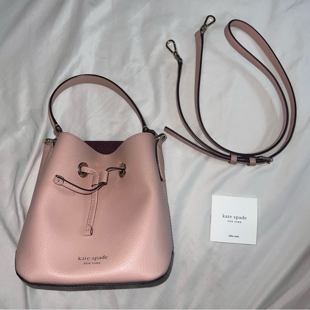 KATE SPADE Eva Small Bucket Bag Leather New York Crossbody Top Handle Purse